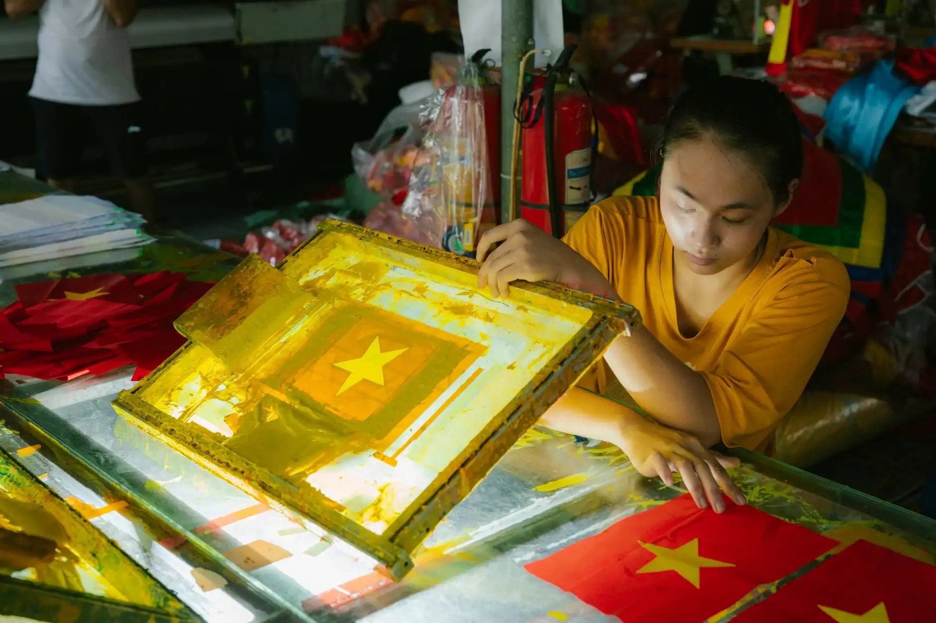 淀粉基母粒与PLA吸管在生物降解膜制品中的技术适配探讨