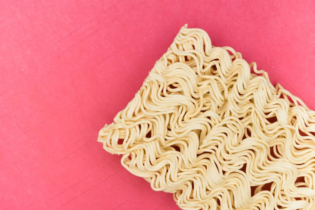 生物降解膜与全降解塑料袋在快递包装中的性能对比分析