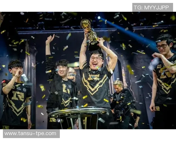 Uzi重返赛场助力RNG征战LPL再创辉煌的传奇之路