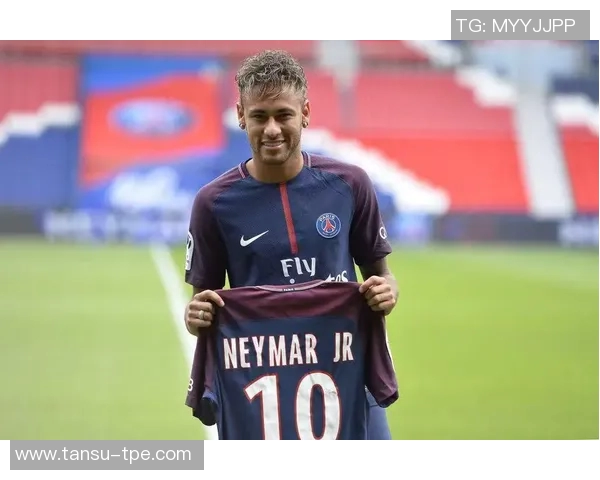 内马尔回归巴黎圣日耳曼，法甲又添疑云